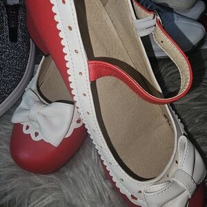 womens buckle mule